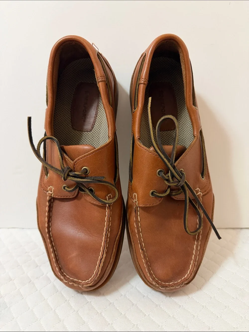 Rockport. Men's Leather Boat/Dock  Shoes in Tan. Size 10.5